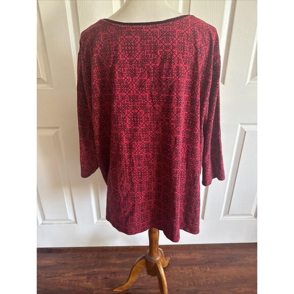 Catherines Plus Size 3X Knit Tunic Top Red Black Geometric Print Stretch V-Neck - Picture 6 of 10